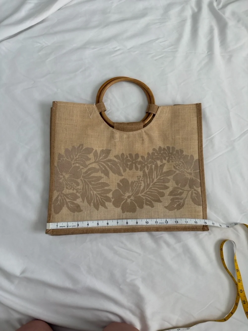 Bamboo-Handled Jute Tote with Floral Motif - Natural Tan